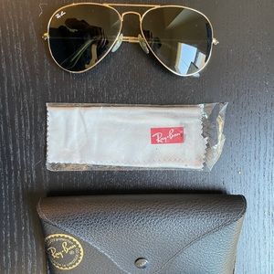 New Aviator Ray Ban - With Case, Cloth, & Glasses